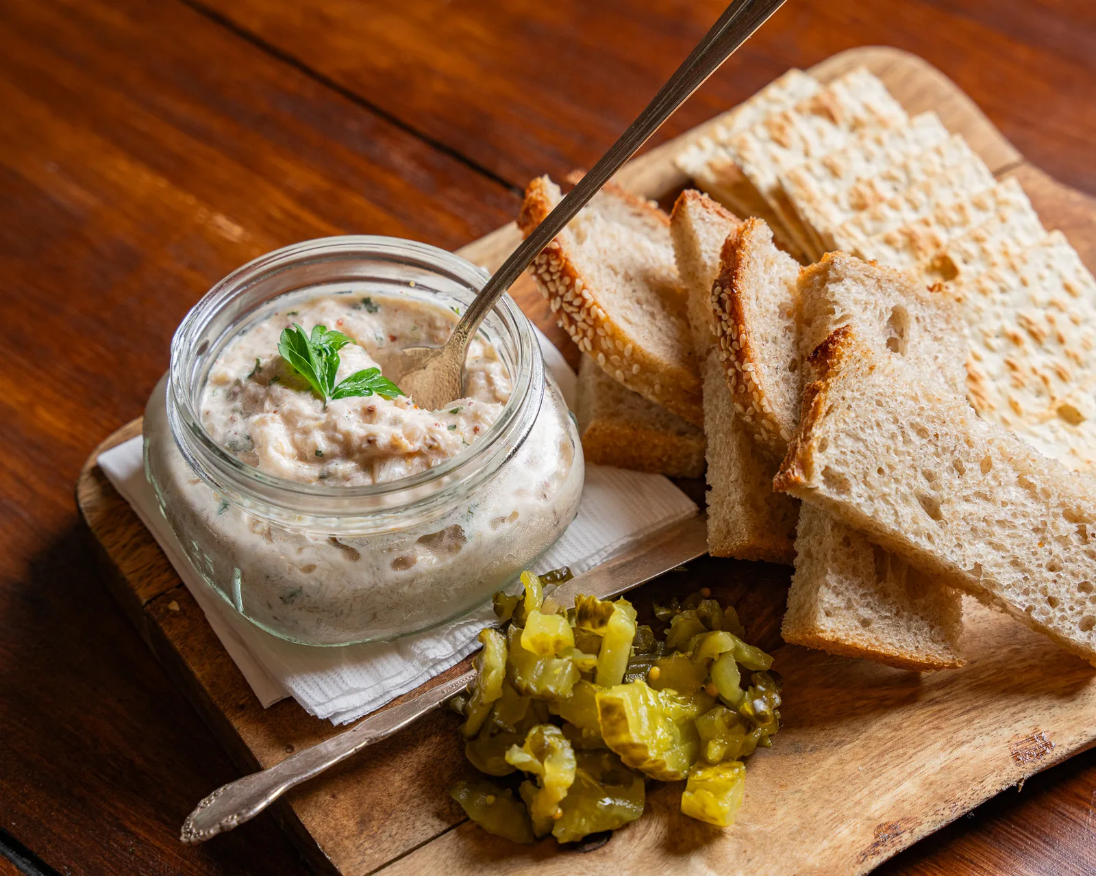 Smoked fish spread with toast